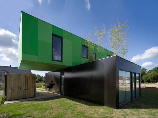 roundup-container-homes-crossbox-by-cg-architects-600x450