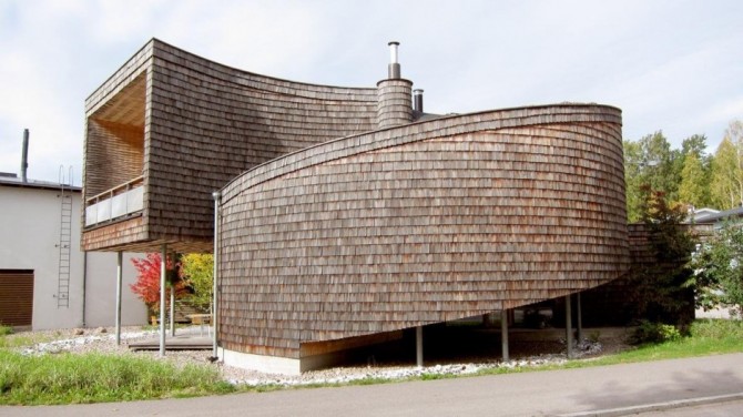 House-in-Espoo-Finland-–-Spiral-Shaped-Misterious-and-Exotic-1-670x376
