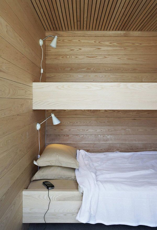 wood-wall-summer-house-skåtøy-by-filter-arkiteketer