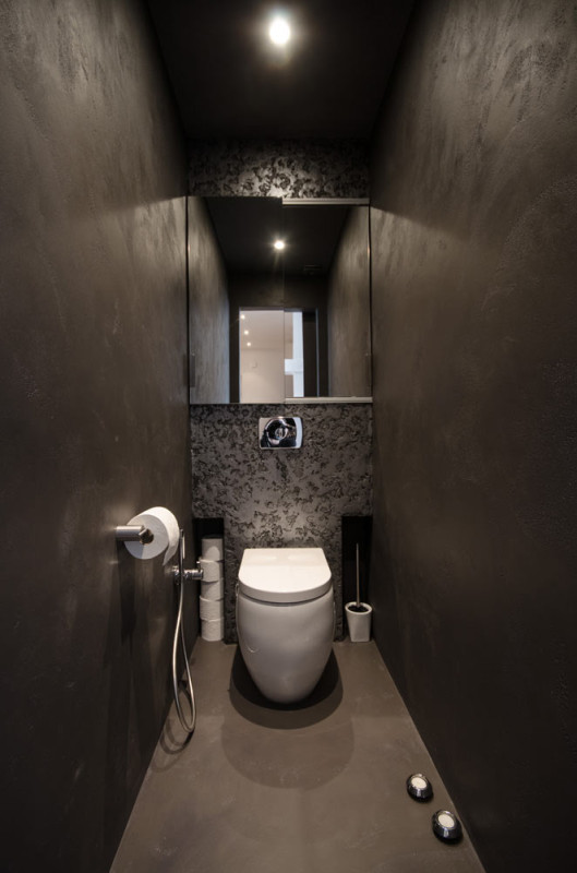 Grey-Loft-OOOOX-7-bathroom