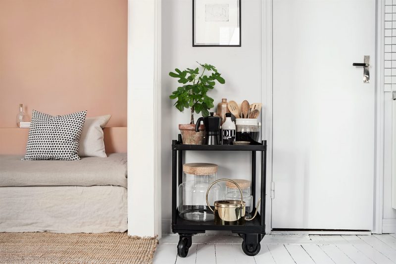 Peachy pink nordic apartment in Stockholm