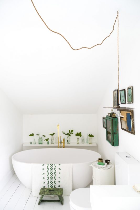 White_and_Green_House_In_London