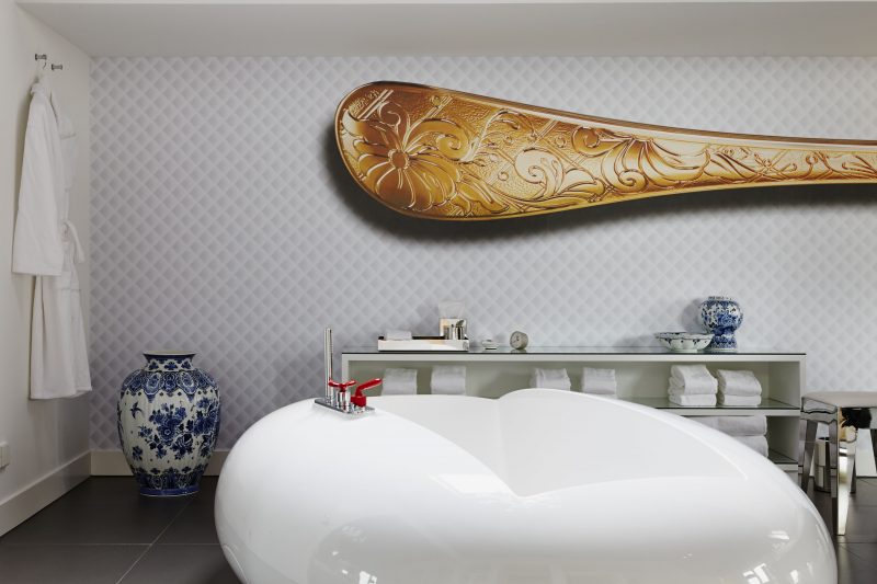 Andaz_Prinsengracht_Suite_Bathroom